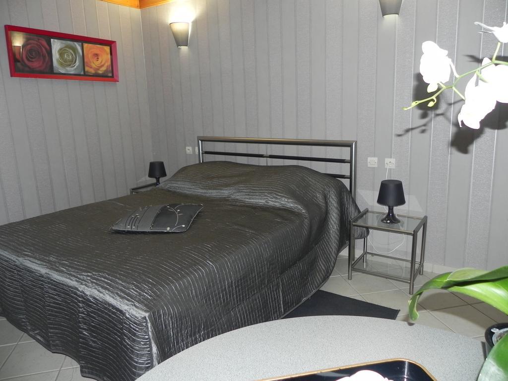 Les Charmilles Bed and Breakfast Hazebrouck Rum bild